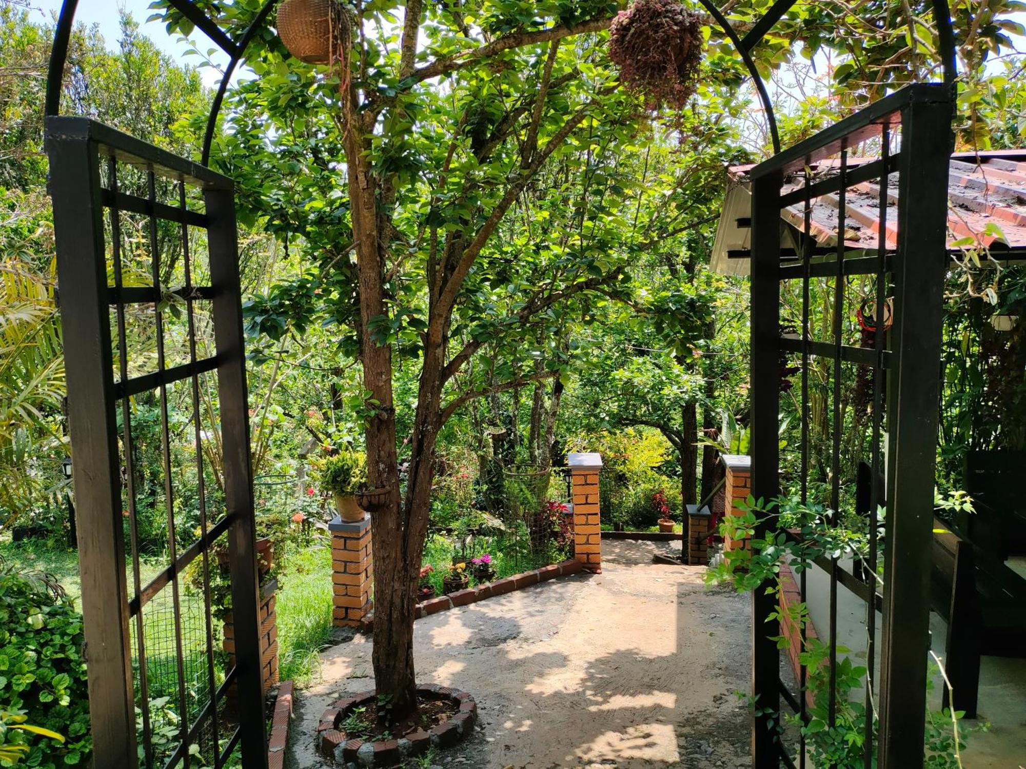 Pear Tree Entire 2Bhk Villa โกตากิริ ภายนอก รูปภาพ