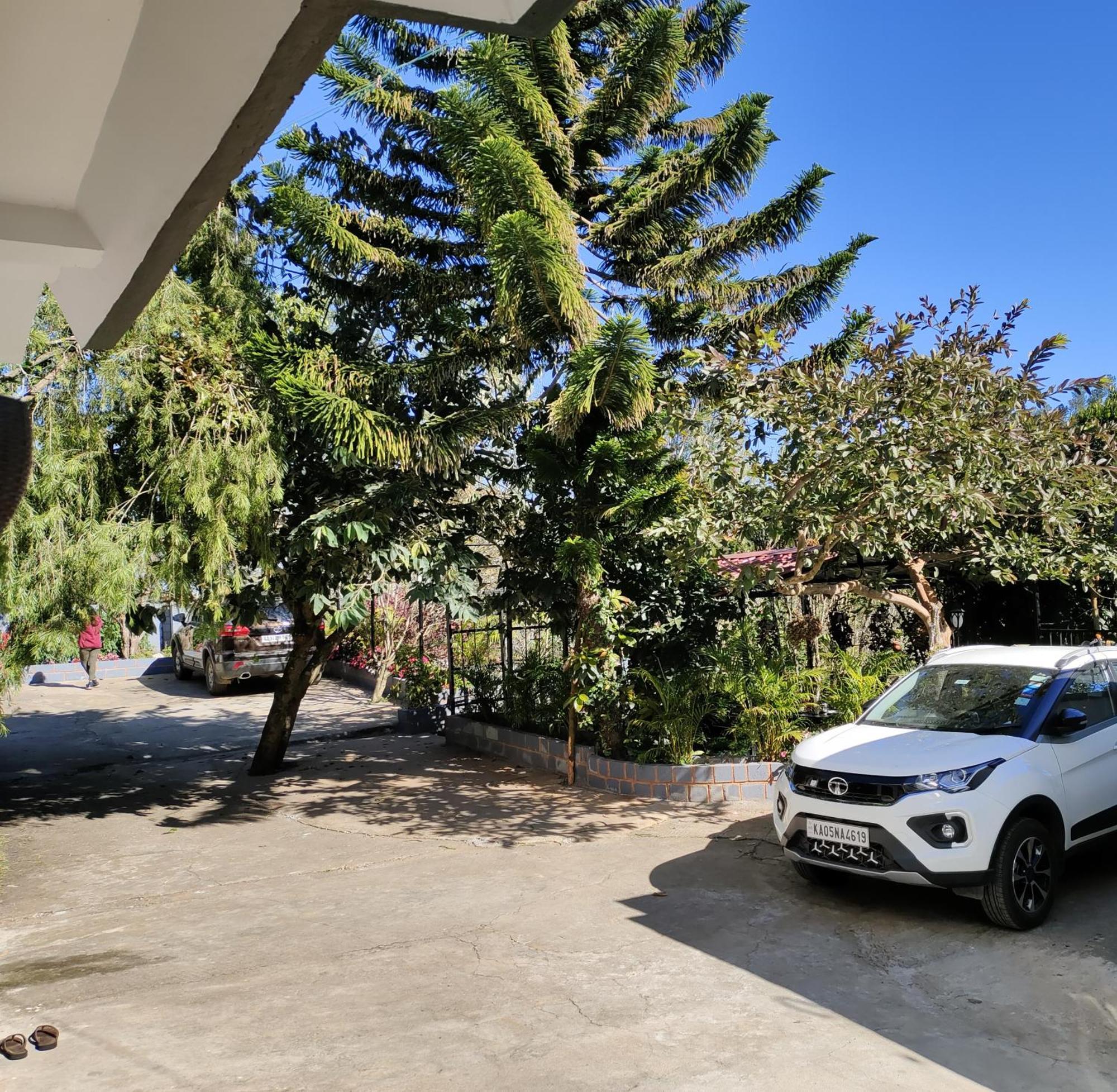 Pear Tree Entire 2Bhk Villa โกตากิริ ภายนอก รูปภาพ